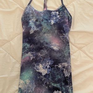 Ivivva by lululemon tank size 14—-4 in womens